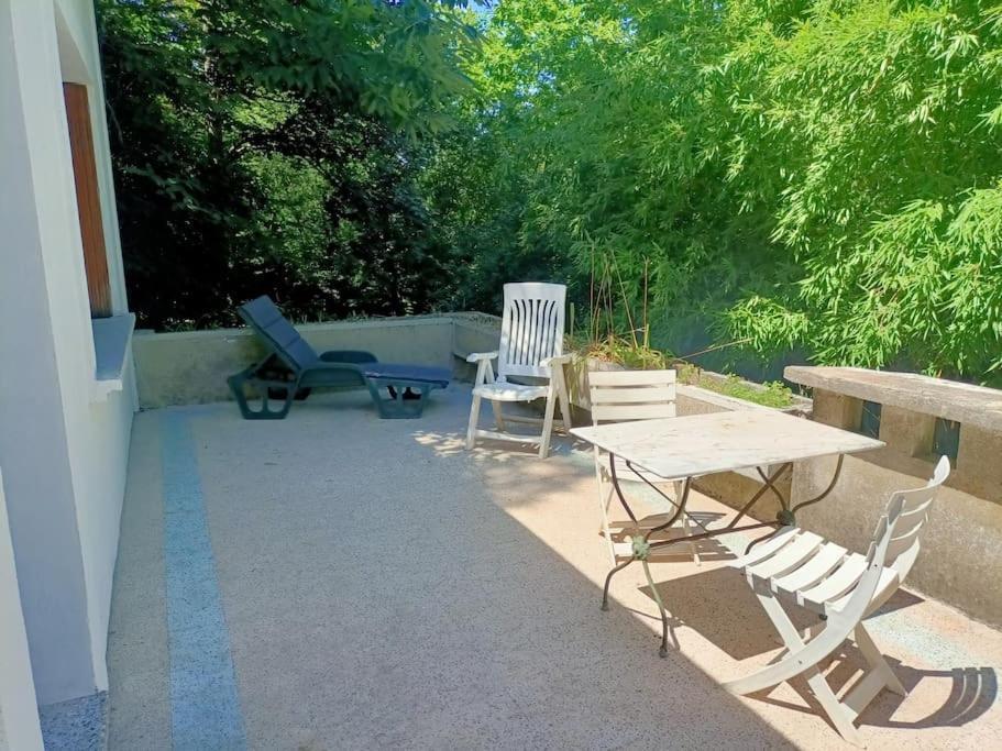 La Colline Aux Oiseaux, La Tranquillite Des Bois Vila Molieres-sur-Ceze Exterior foto